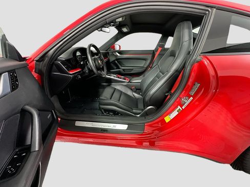 Used 2020 Porsche 911 Carrera S RWD image 5