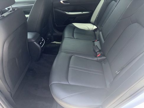 Used 2025 Hyundai Sonata Limited FWD image 7