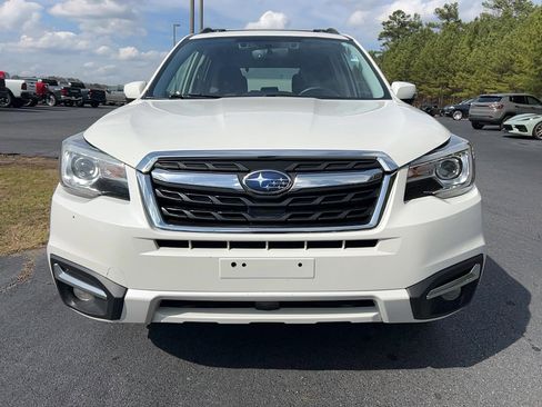 Used 2017 Subaru Forester 2.5i Touring image 2