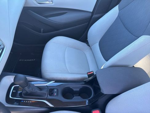 Used 2020 Toyota Corolla LE w/ Body Protection Package image 22