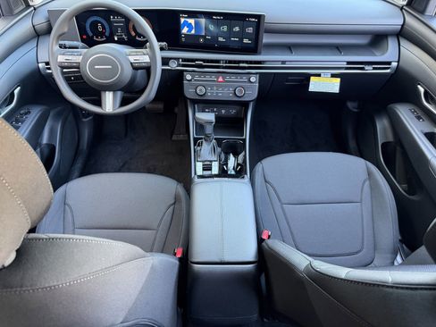 New 2026 Hyundai Tucson SE FWD image 10