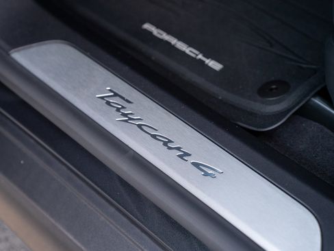 New 2025 Porsche Taycan image 11