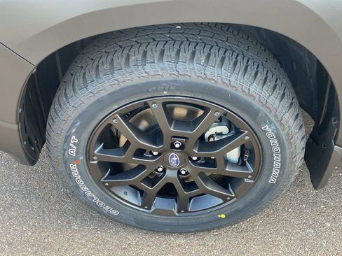 Used 2025 Subaru Crosstrek 2.5i Wilderness w/ Crosstrek Mirror Package image 10