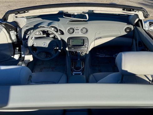 Used 2008 Mercedes-Benz SL 55 AMG w/ P1 Pkg image 15