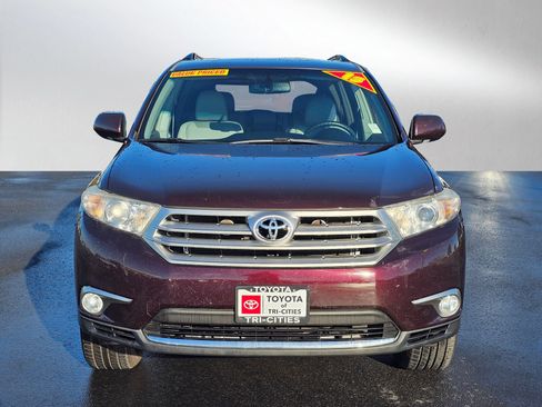 Used 2013 Toyota Highlander Limited AWD/4WD image 8