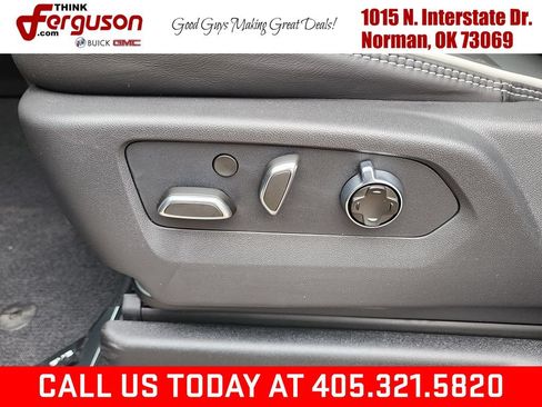 New 2026 GMC Yukon AT4 Ultimate AWD/4WD image 18