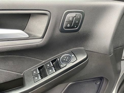 Used 2024 Ford Escape Platinum image 17