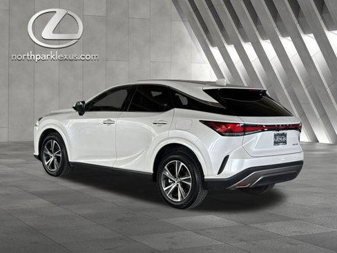 Used 2025 Lexus RX 350 FWD w/ Technology Package image 2