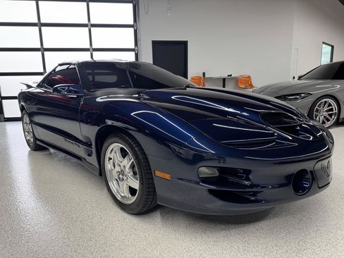 Used 2001 Pontiac Firebird Trans Am w/ SLP Firehawk Pkg RWD image 19