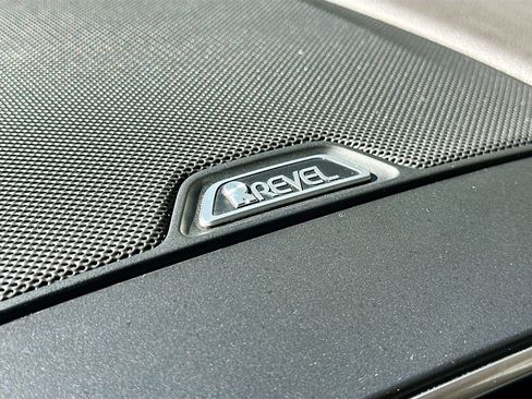 Used 2020 Lincoln Nautilus Reserve w/ Equipment Group 201A image 19