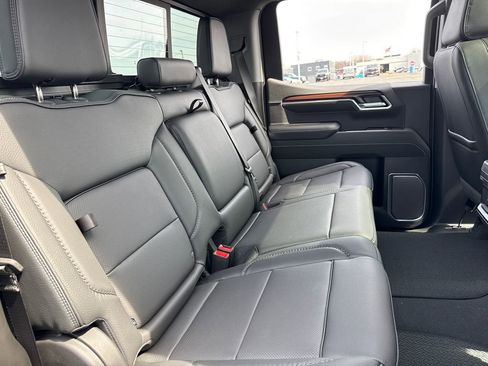 New 2026 GMC Sierra 1500 Denali AWD/4WD image 39