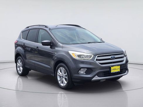 Used 2019 Ford Escape SEL FWD image 3