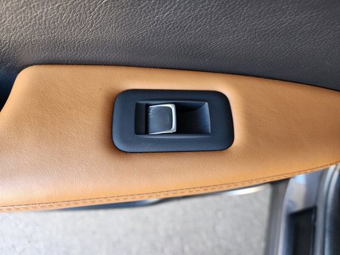 Used 2022 Lexus RX 350L w/ Premium Package image 80