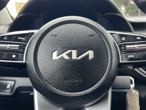 Used 2023 Kia Forte LXS image 26