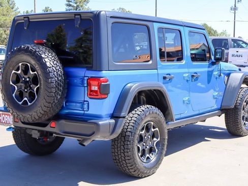Used 2022 Jeep Wrangler Unlimited Rubicon 4xe AWD/4WD image 3
