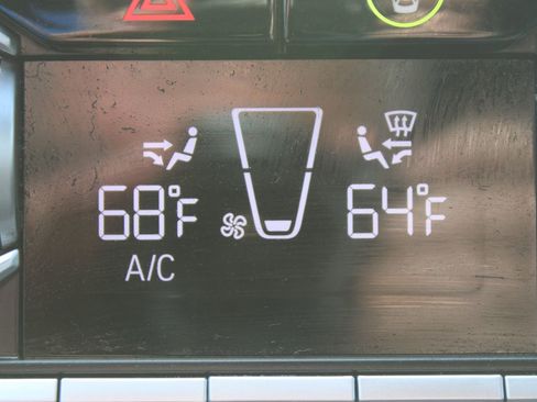 Used 2021 BMW 330i Sedan w/ Premium Package image 47