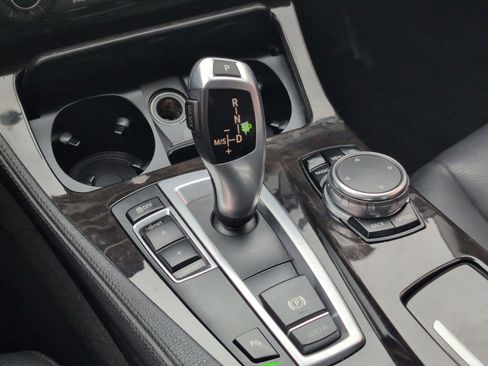 Used 2015 BMW 528i Sedan image 23