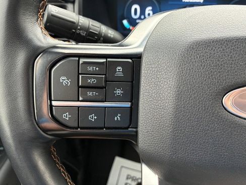 Used 2023 Ford Expedition Platinum image 28