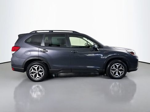 Used 2021 Subaru Forester Premium w/ Popular Package #1 AWD/4WD image 10