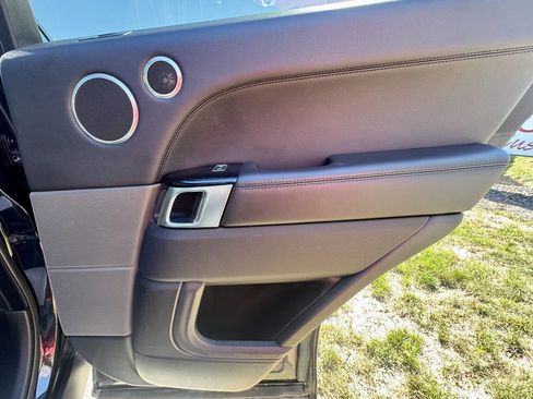 Used 2016 Land Rover Range Rover Sport HSE image 31