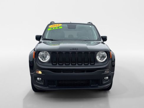 Used 2018 Jeep Renegade Altitude image 9