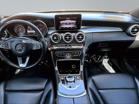 Used 2018 Mercedes-Benz C 300 Sedan image 9