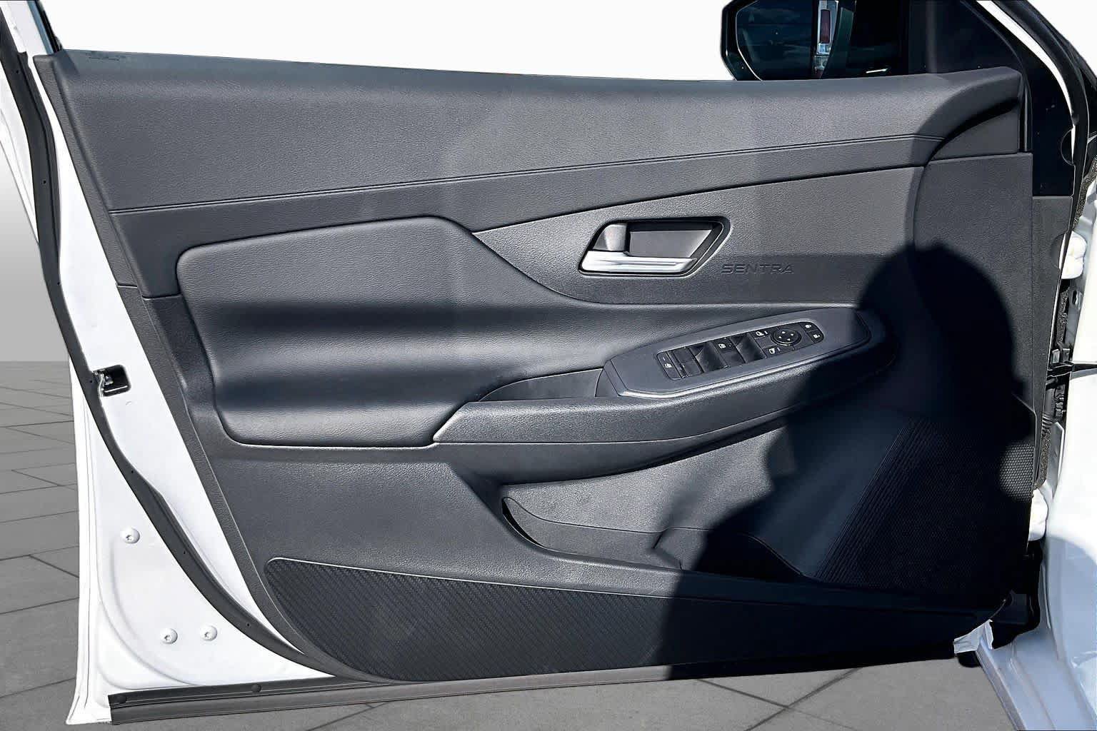 New 2027 Nissan Sentra SV w/ Floor Mat Package FWD image 10
