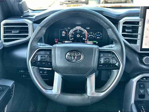 Used 2025 Toyota Tundra Platinum AWD/4WD image 20