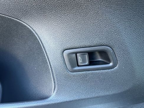 New 2026 Volkswagen Atlas Peak Edition image 22