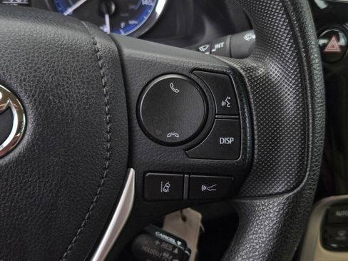 Used 2017 Toyota Corolla LE w/ LE Premium Package FWD image 18