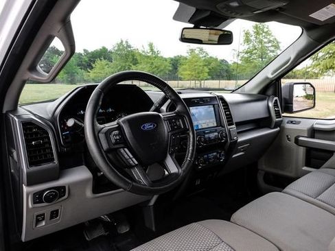 Used 2019 Ford F150 XLT w/ Equipment Group 301A Mid RWD image 5