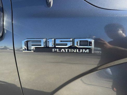 Used 2019 Ford F150 Platinum w/ Equipment Group 701A Luxury image 8