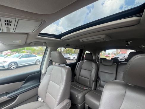 Used 2016 Honda Odyssey EX-L image 27