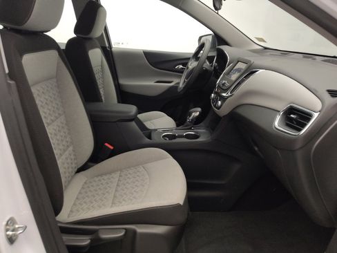 Used 2024 Chevrolet Equinox LS w/ Sport Edition FWD image 21
