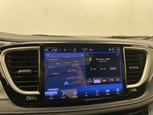 New 2026 Chrysler Pacifica Limited w/ S Appearance Package image 13