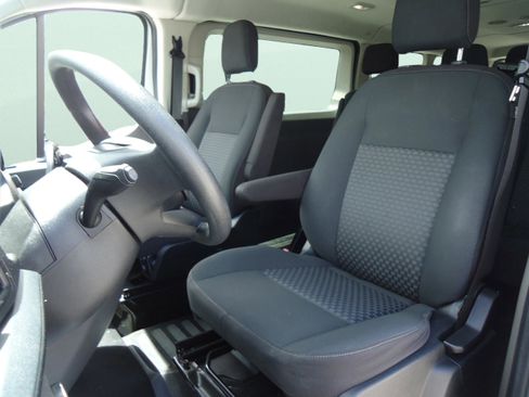 Used 2022 Ford Transit 350 XLT AWD/4WD image 23