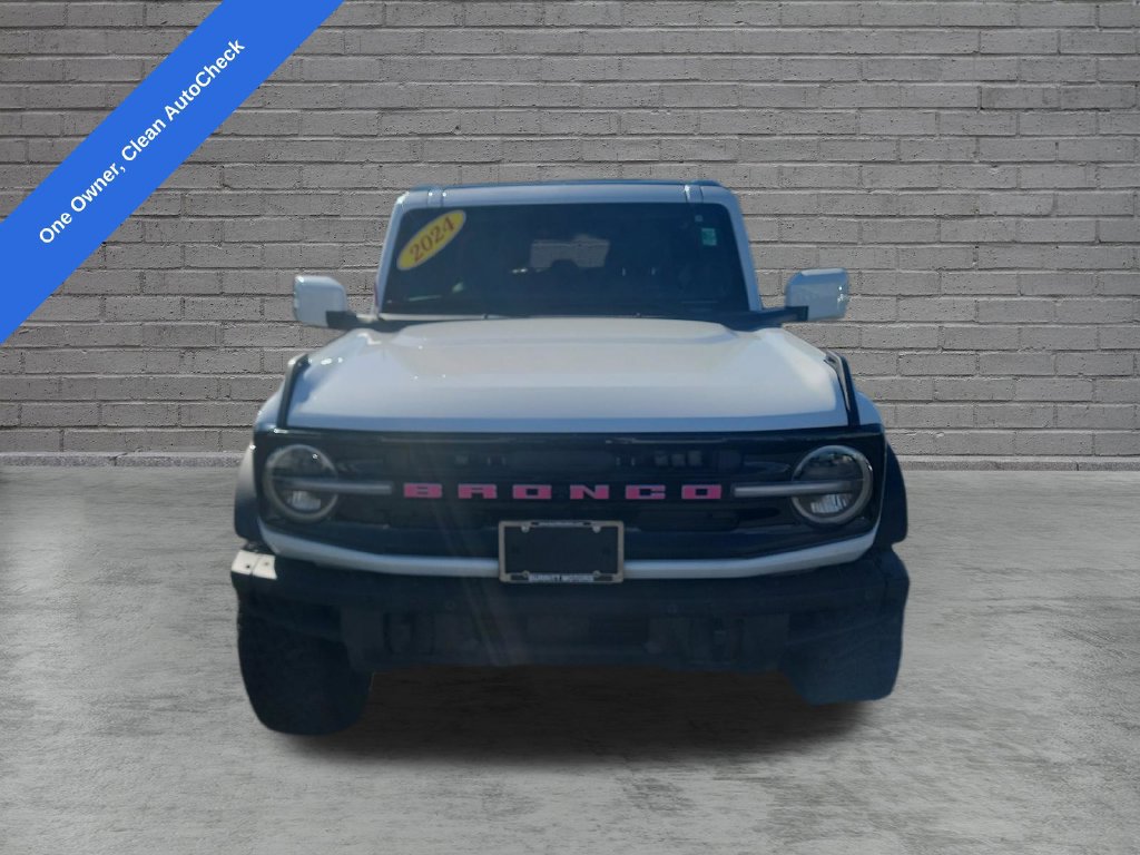 Used 2024 Ford Bronco Outer Banks AWD/4WD image 2