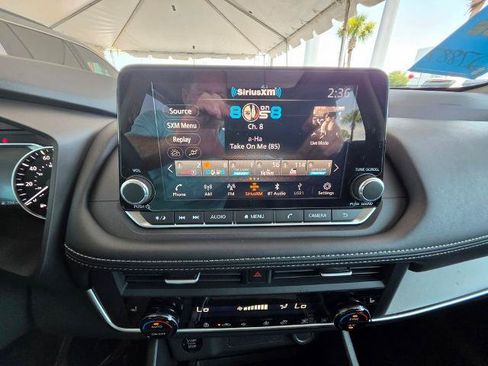 Certified 2025 Nissan Rogue SV w/ SV Premium Package FWD image 24