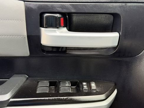 Used 2020 Toyota Tundra Limited image 25