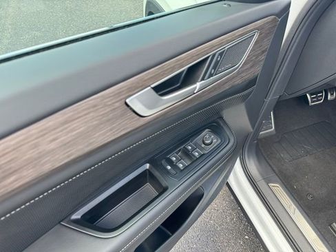 New 2026 Volkswagen Atlas SEL Premium R-Line AWD/4WD image 14