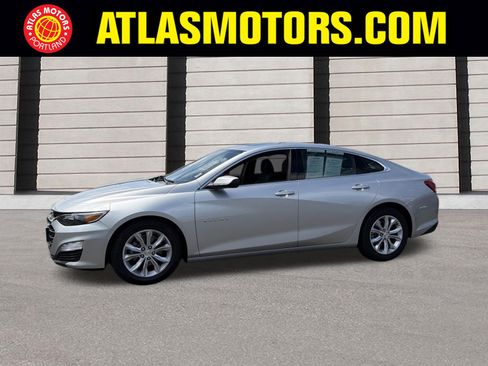 Used 2022 Chevrolet Malibu LT FWD image 1