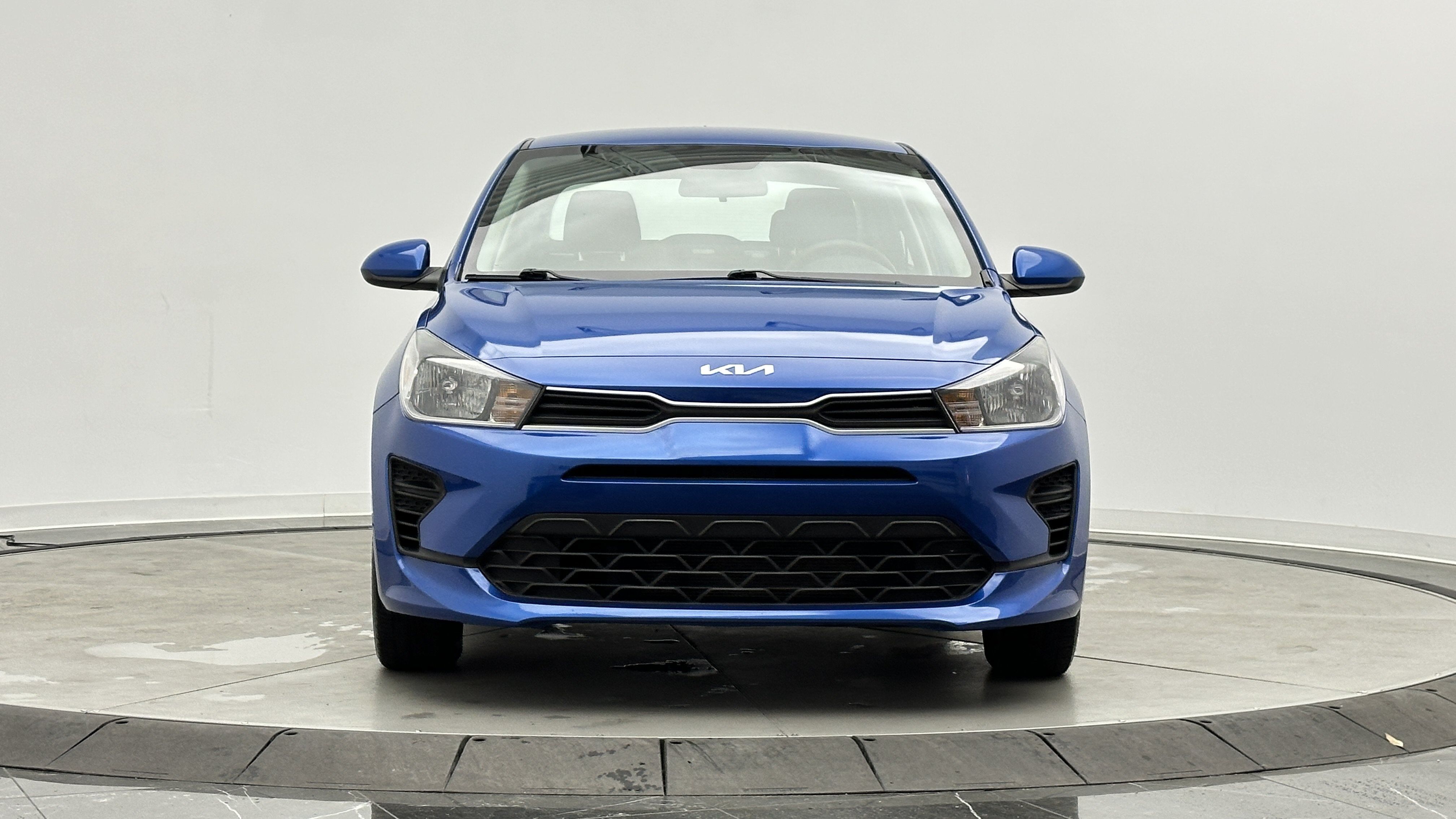 Used 2023 Kia Rio S FWD image 2