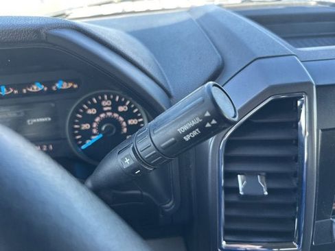 Used 2015 Ford F150 XLT w/ Equipment Group 302A Luxury image 18