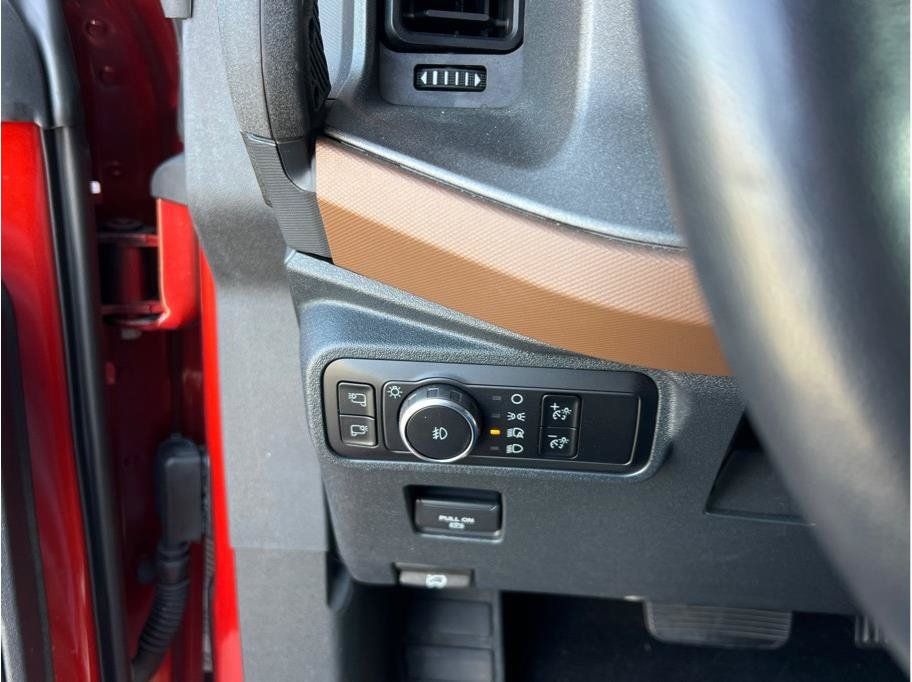 Used 2024 Ford Bronco Outer Banks AWD/4WD image 21