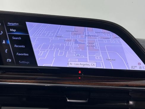 Used 2022 Cadillac Escalade ESV Premium Luxury image 22