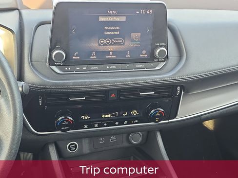 Used 2022 Nissan Rogue SV image 19