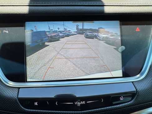 Used 2018 Cadillac XT5 Luxury w/ Driver Awareness Package FWD image 24