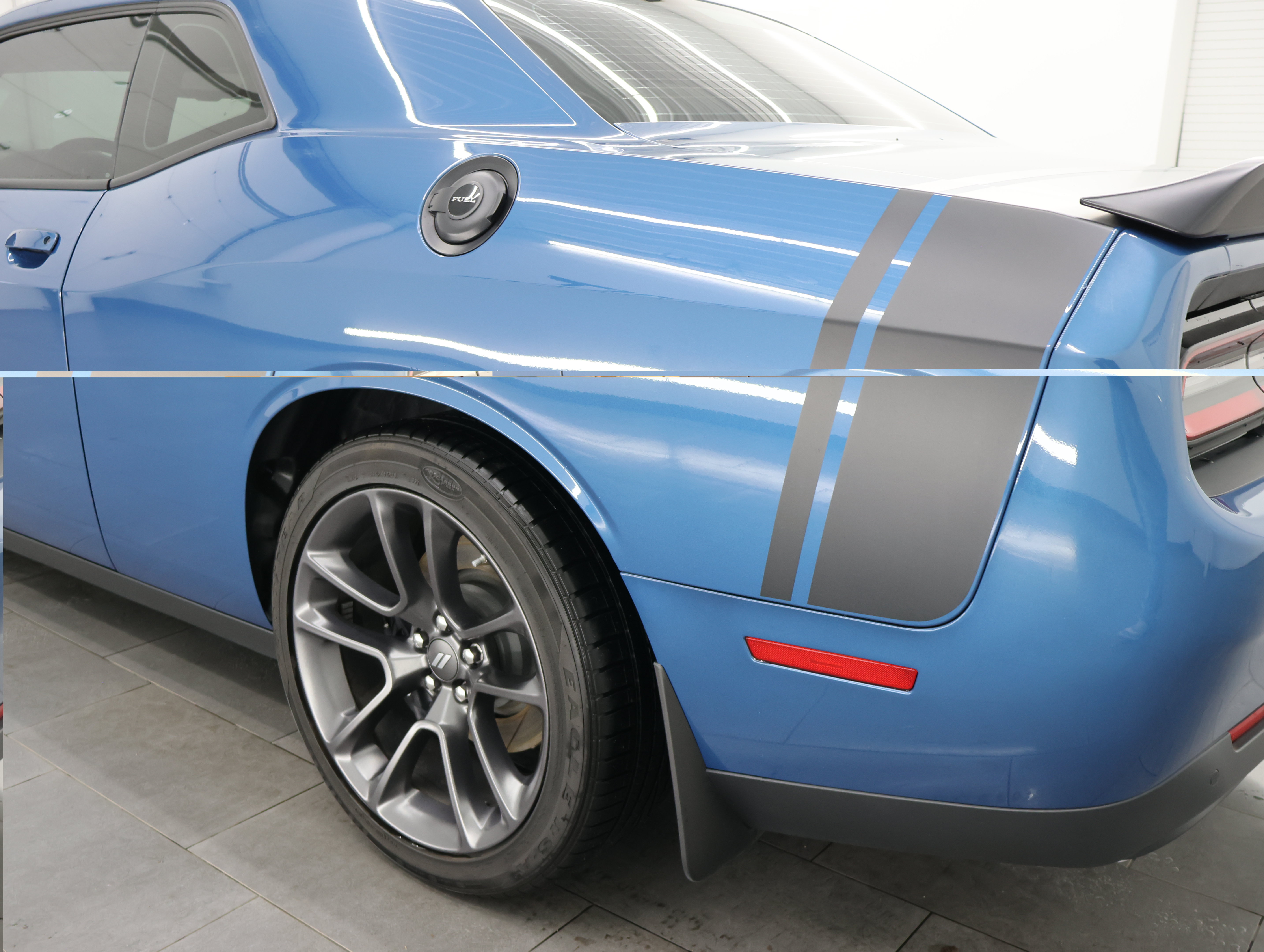 Used 2020 Dodge Challenger R/T Scat Pack w/ Shaker Package RWD image 31