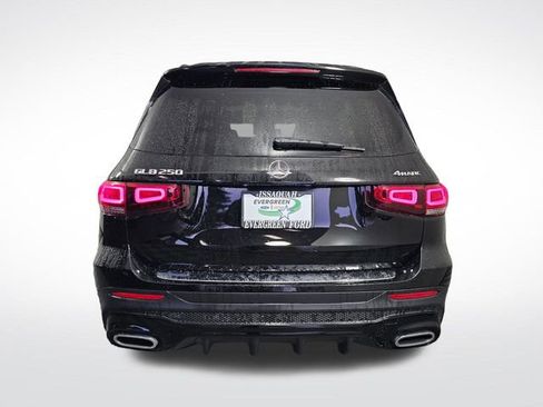 Used 2022 Mercedes-Benz GLB 250 4MATIC image 6