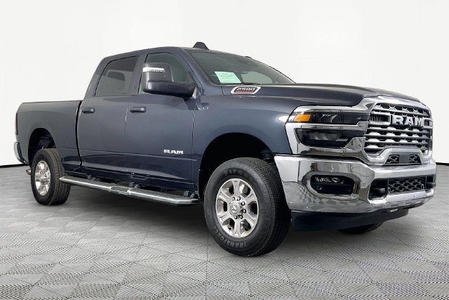 Used 2026 RAM 2500 Big Horn AWD/4WD image 3